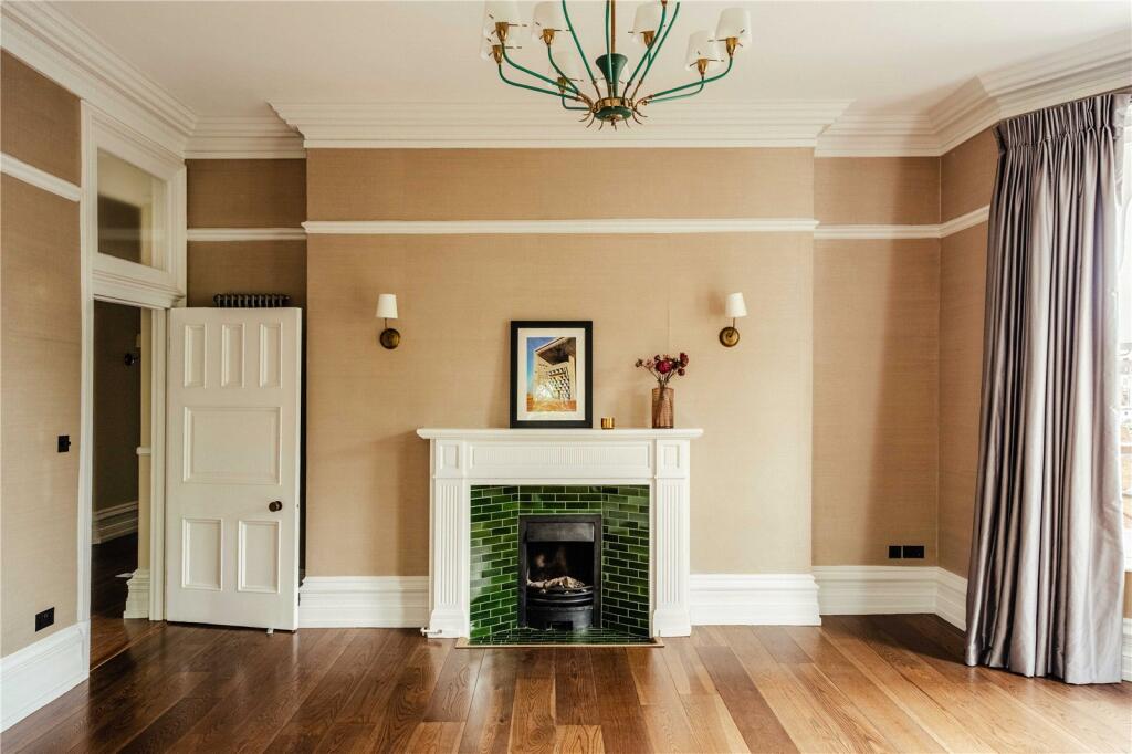 Main image of property: Cranley Mansions, 160 Gloucester Road, SW7