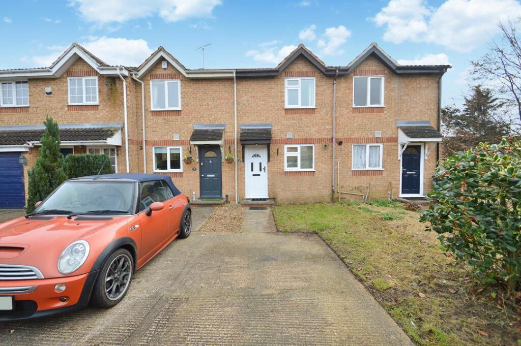 Main image of property: Lowestoft Drive, Slough, Berkshire, SL1