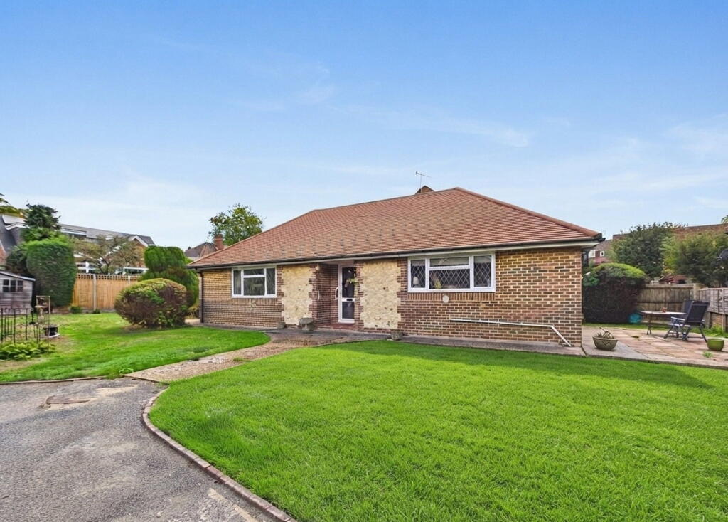 Main image of property: Nepcote Lane, Findon Village, Worthing BN14 0SF