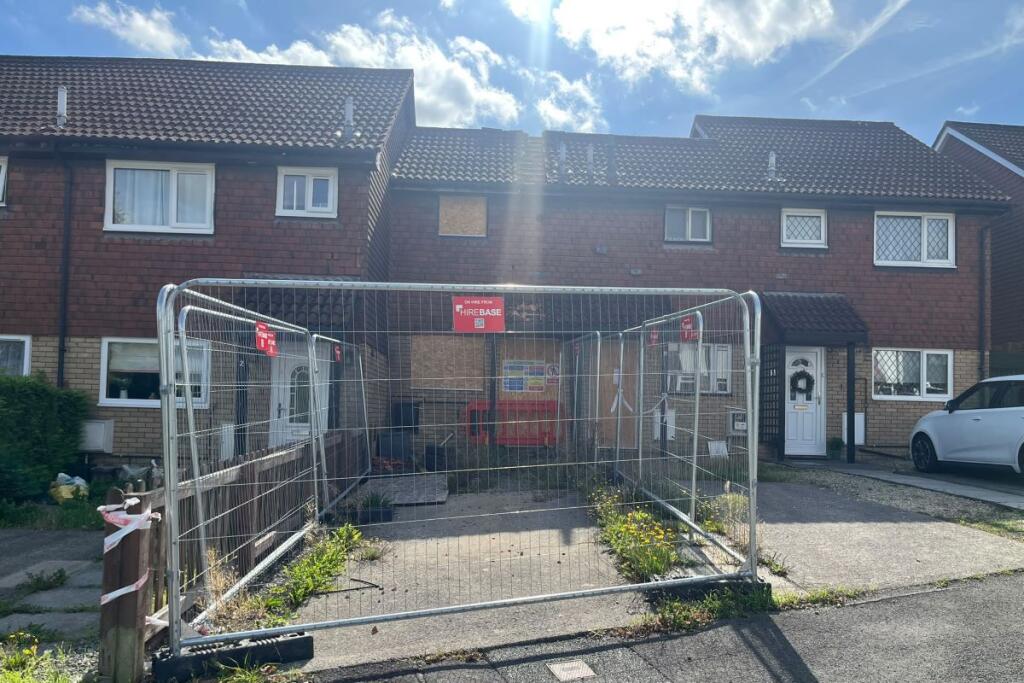 Main image of property: 3 Garden Court, Brackla, Bridgend, Mid Glamorgan, CF31 2JU