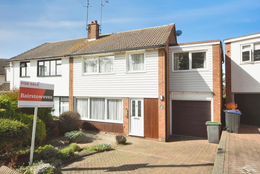 Main image of property: Dering Crescent, Leigh-on-Sea, Essex, SS9