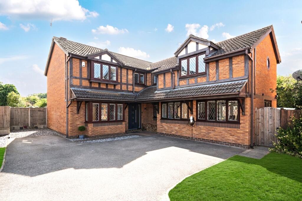 Main image of property: Denefield, Skellingthorpe, LN6