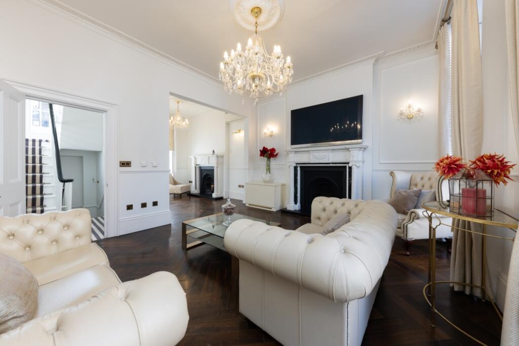 Main image of property: Kendal Street Tyburnia W2