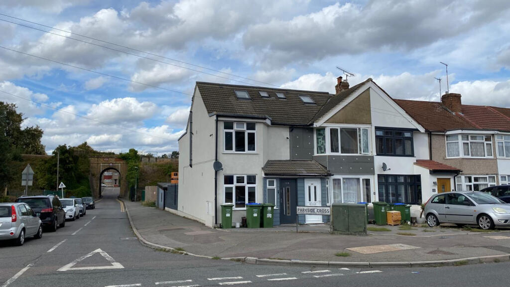 Main image of property: Parkside Avenue, Bexleyheath, Kent, DA7