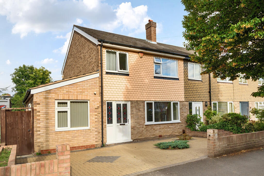 Main image of property: Parish Lane, Penge, London, SE20