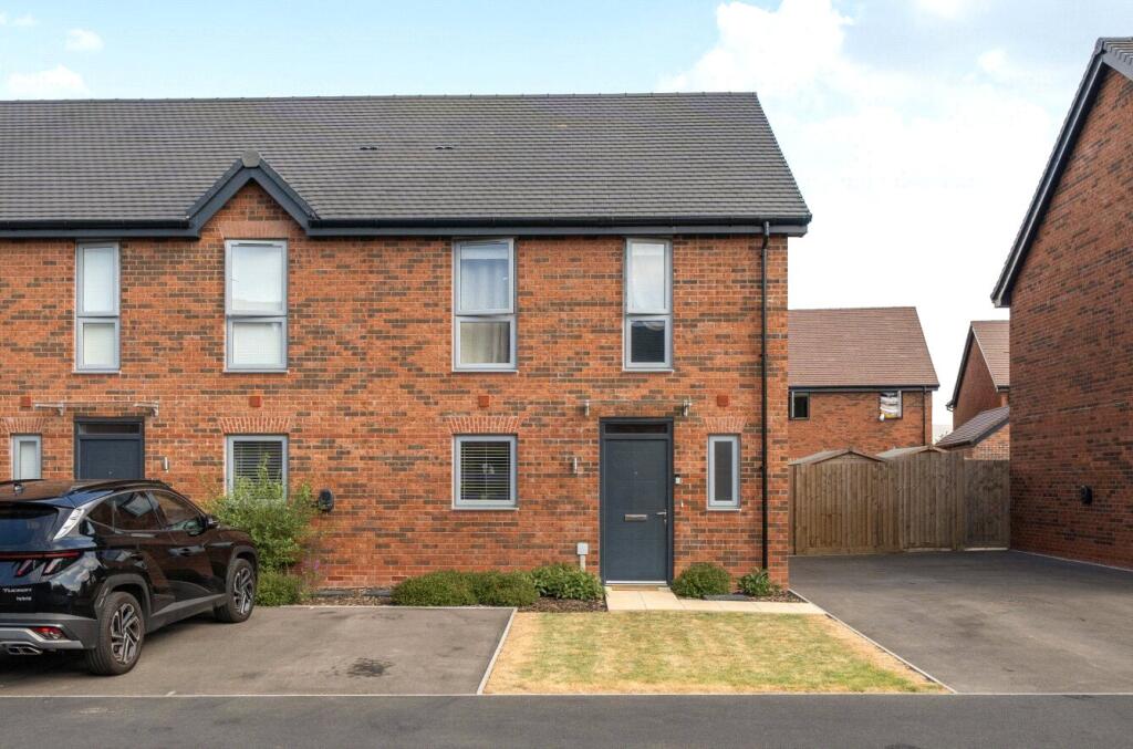 Main image of property: Wallace Square, Bishops Cleeve, Cheltenham