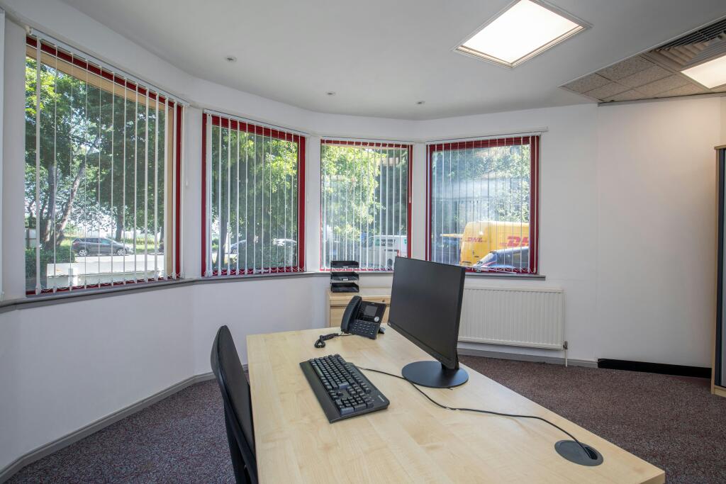 B3 a Internal Office.jpg