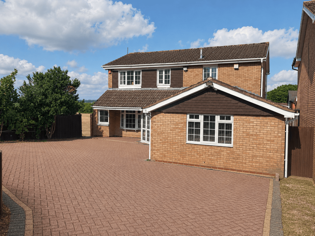 Main image of property: WEST BROMWICH, B70