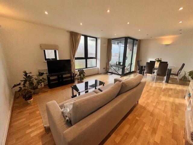 Main image of property: Ocean Wharf, London E14 8LN