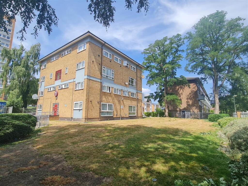 Main image of property: Pershore Road, Birmingham