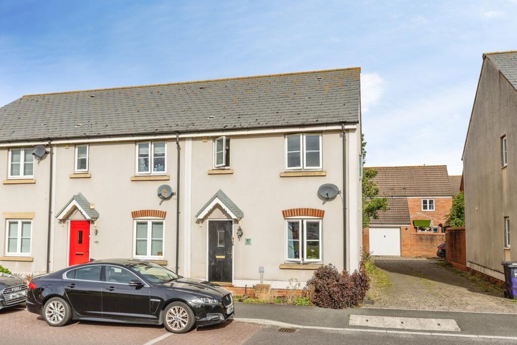 Main image of property: Phoenix Way, Portishead, Bristol, Somerset, BS20