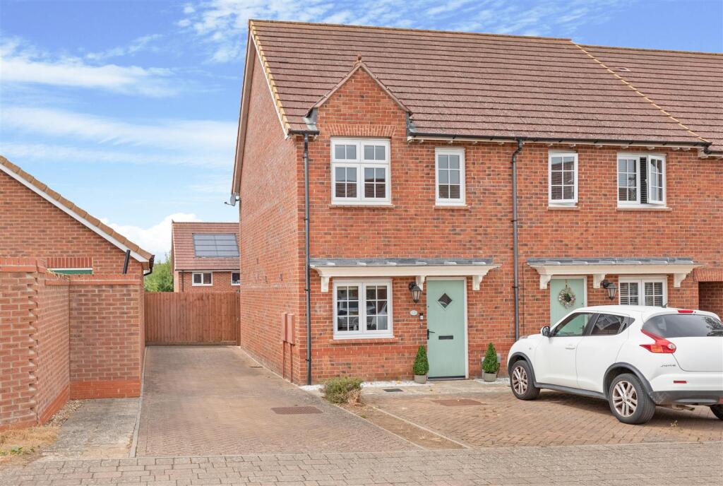Main image of property: Dale Crescent, Barton Seagrave, Kettering