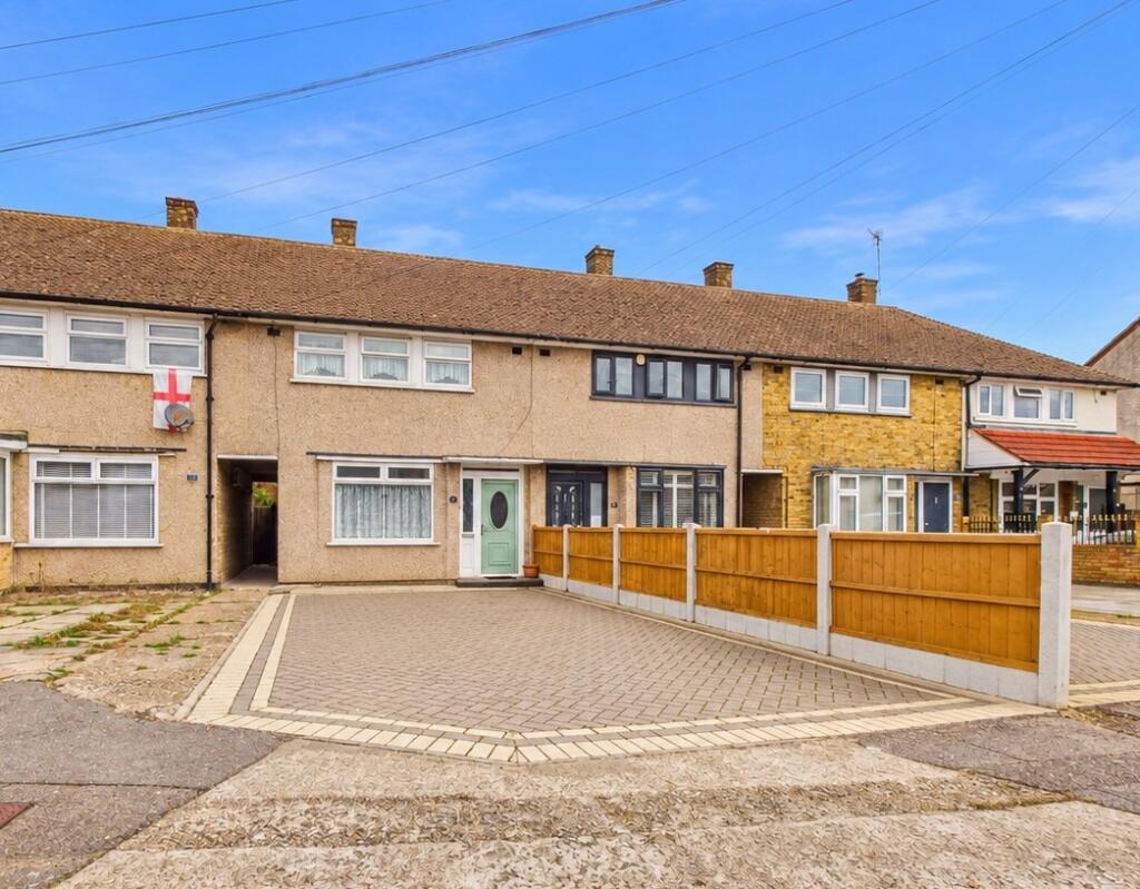 Main image of property: Usk Road, Aveley, South Ockendon, Essex, RM15