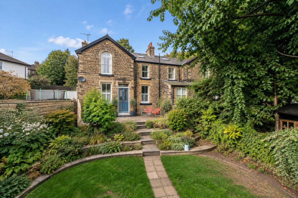 Main image of property: Roundhay Road, Oakwood, Leeds