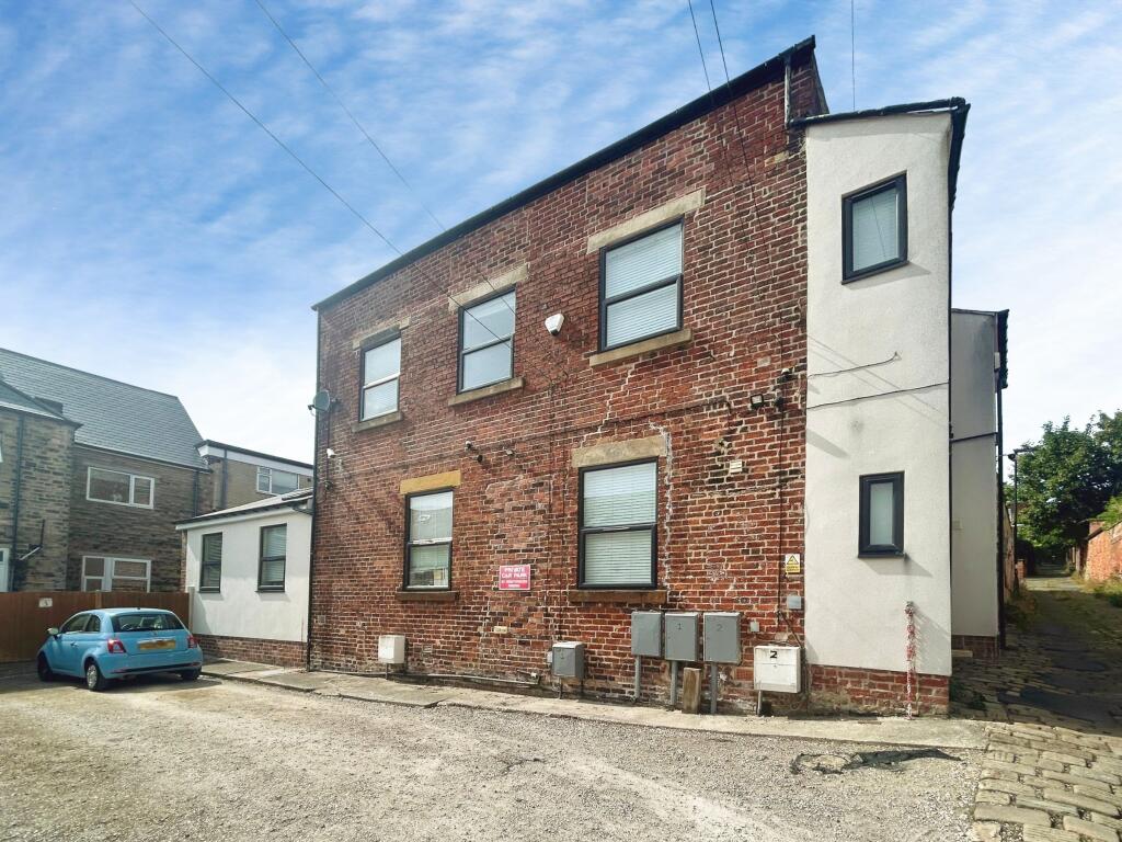 Main image of property: Flats 1, 2 and 3 The Cottage, Broomgrove Lane, S10 