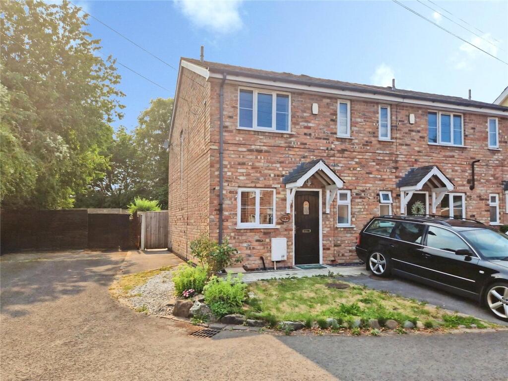 Main image of property: Charlton Fold, Worsley, Manchester, Greater Manchester, M28