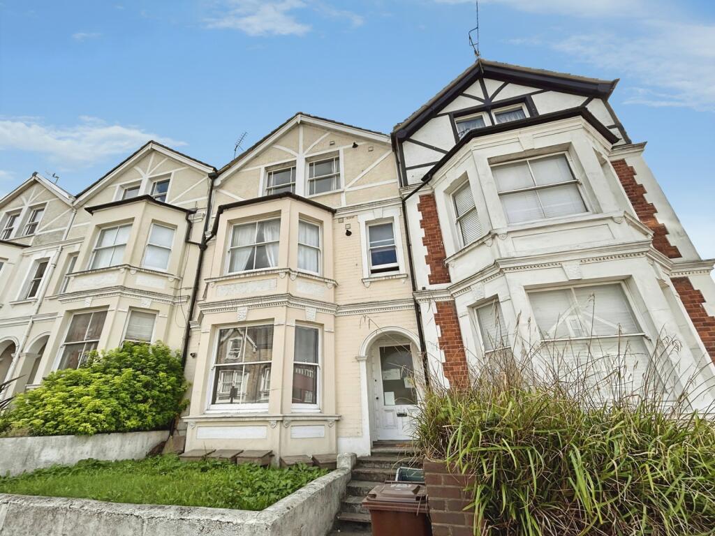 Main image of property: Grove Hill Road, Tunbridge Wells, Kent, TN1