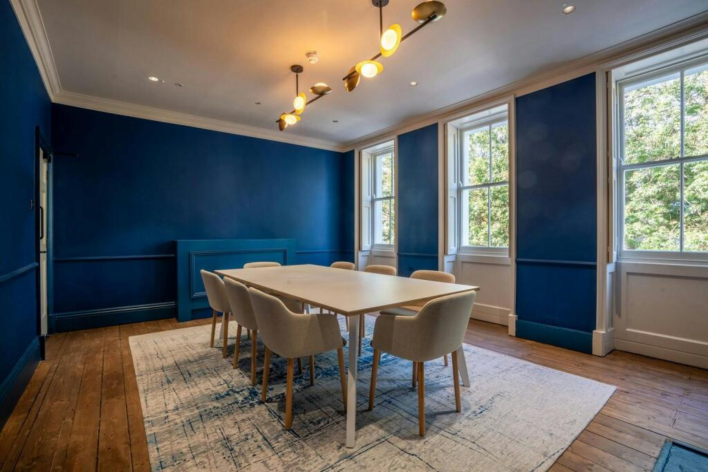 1st Floor Townhouse