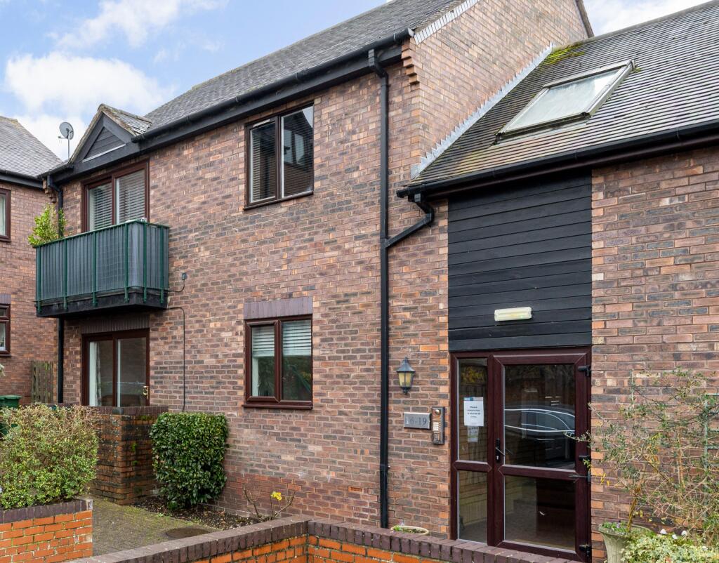 Main image of property: St. Lawrence Square, Hungerford, Berkshire, RG17 0HB