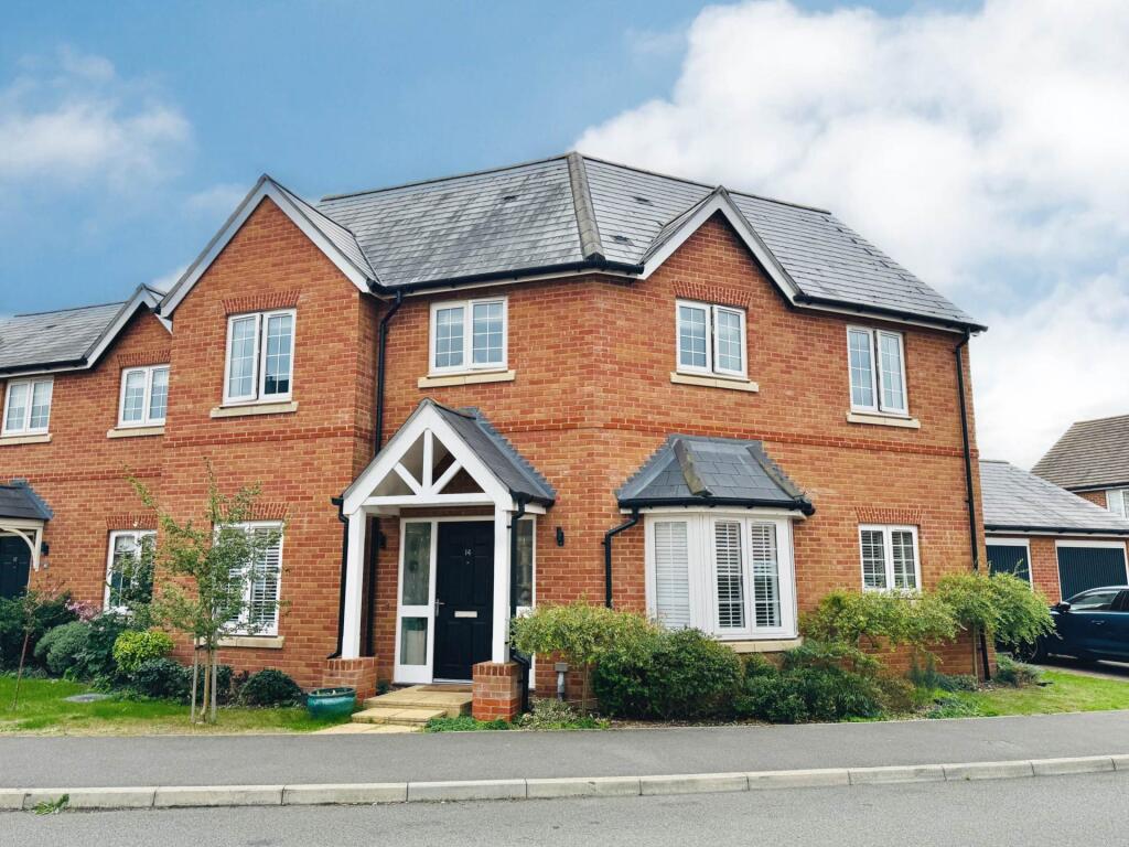 Main image of property: Bonners Mead, Benson