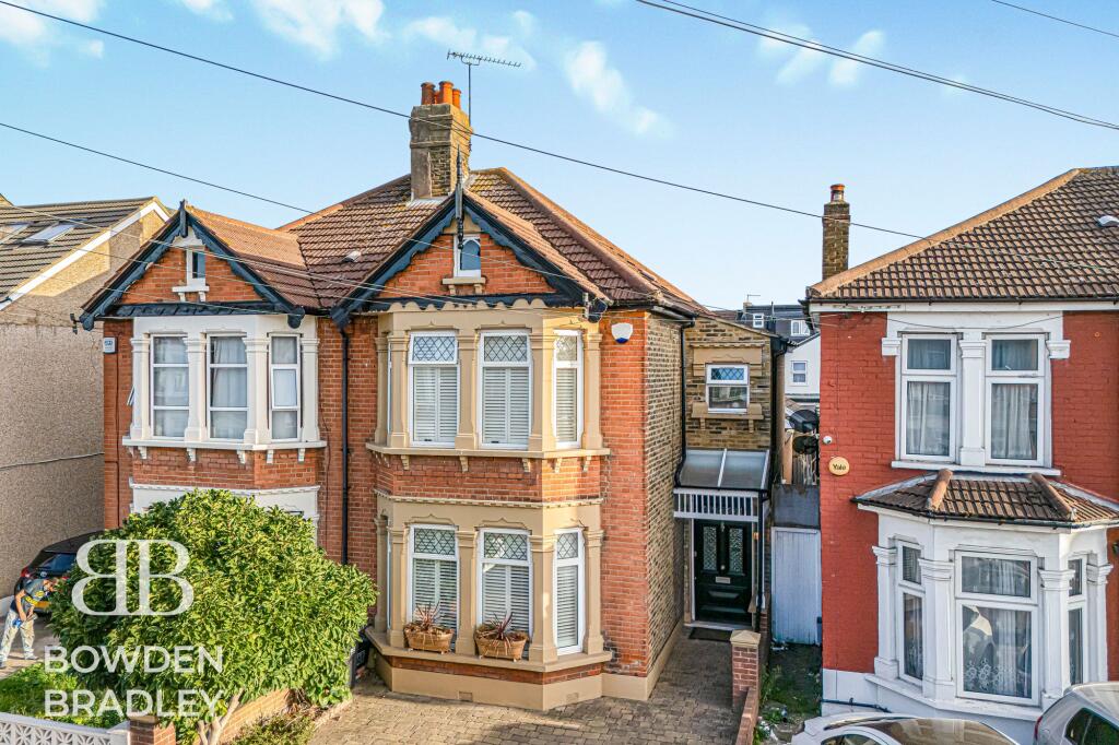 Main image of property: Kingston Road, Ilford, IG1