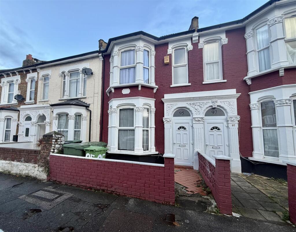 Main image of property: Sydney Road, Turnpike Lane, N8