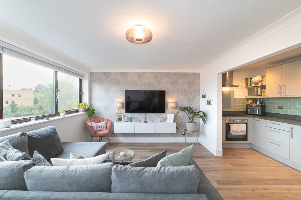 Main image of property: Wessex Court, Beckenham Road, Beckenham, Bromley