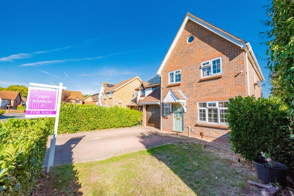 Main image of property: Gower Park, College Town, Sandhurst, Bracknell Forest