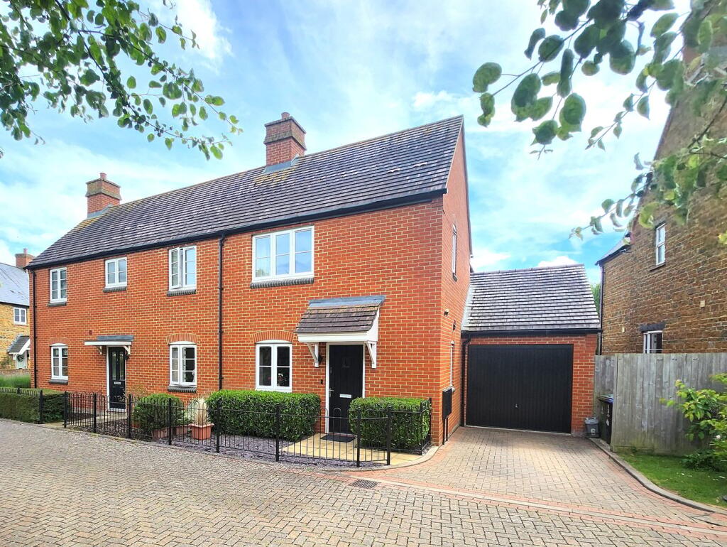 Main image of property: Halestrap Way, Kings Sutton, Banbury, OX17