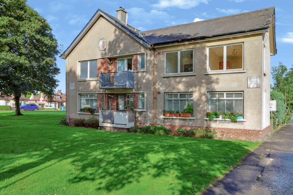 Main image of property: 69 Chisholm Place, Grangemouth, FK3