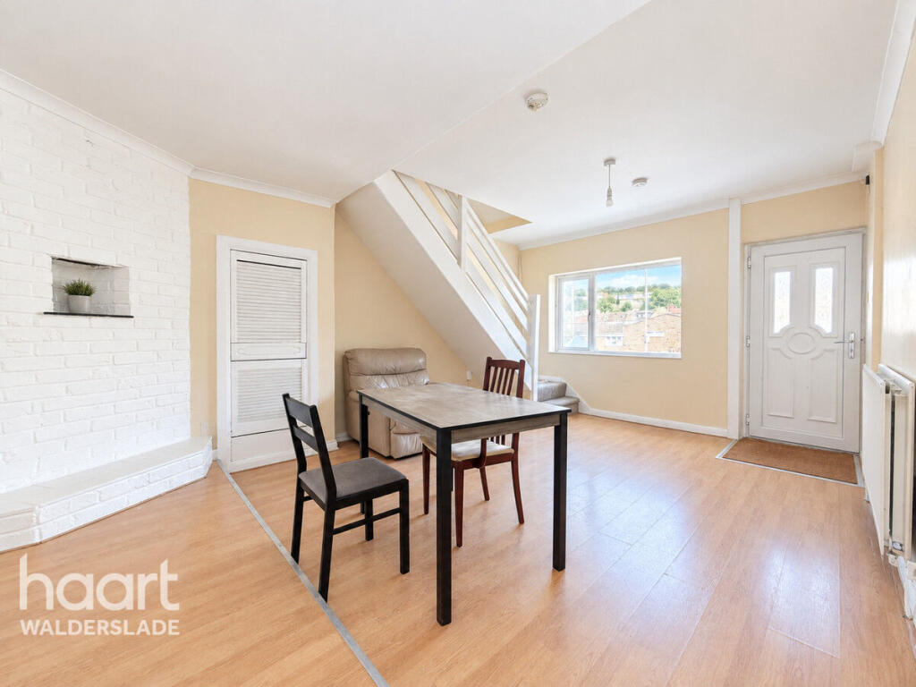 Main image of property: Listmas Road, Chatham