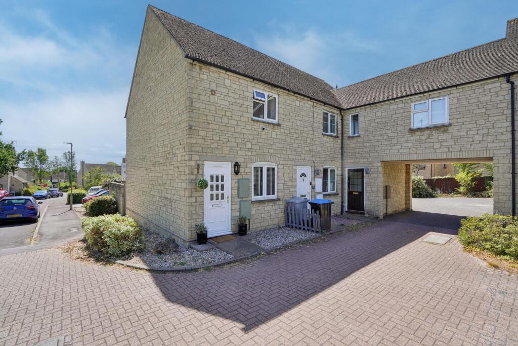 Main image of property: Bibury Close, Witney, OX28