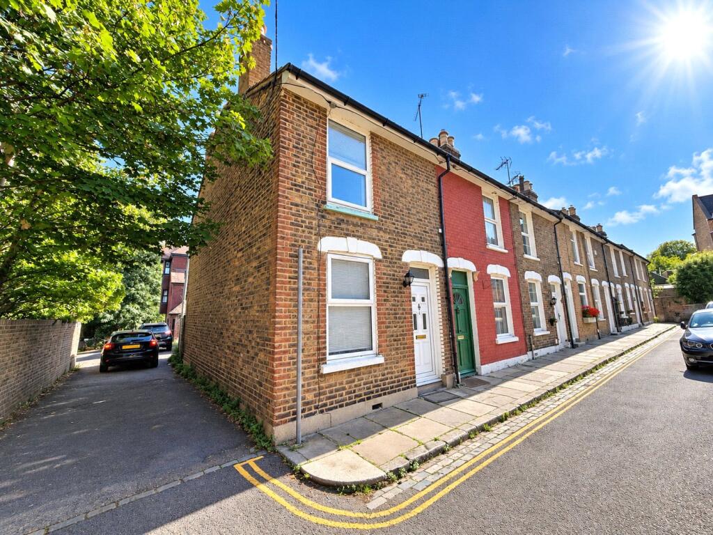 Main image of property: Eastgate Terrace, Rochester, Kent, ME1