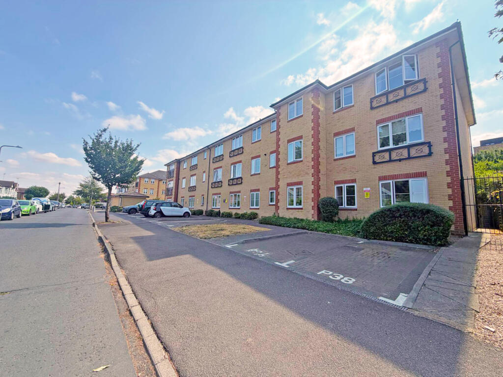 Main image of property: Oleastor Court, Ilford, Ilford, IG5