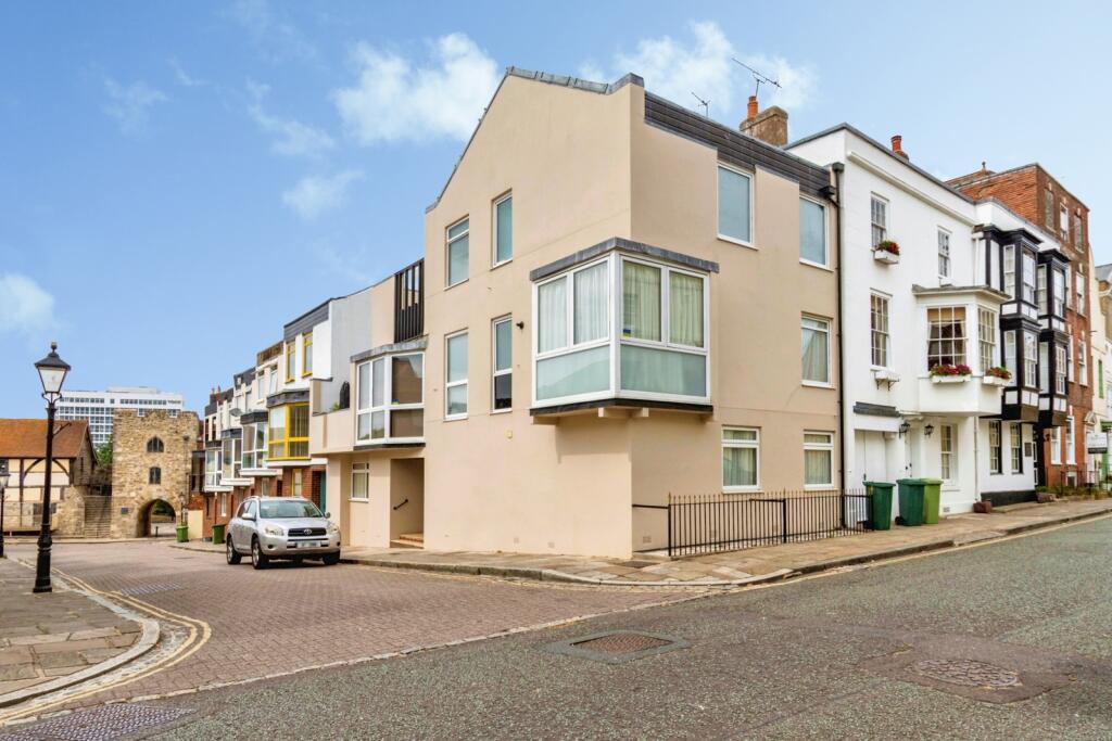 Main image of property: Westgate Street, Southampton, Hampshire, SO14