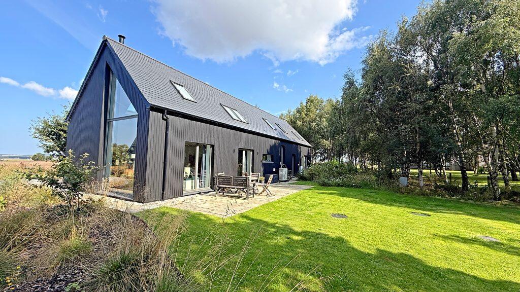 Main image of property: Fearna 1a Fairway Heights, Kinloss, IV36 2UJ