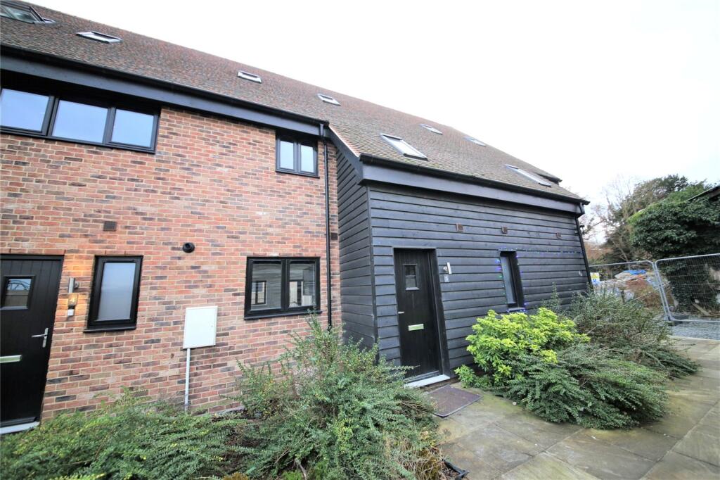 Main image of property: Stanford Road, Stanford-le-Hope, Essex, SS17