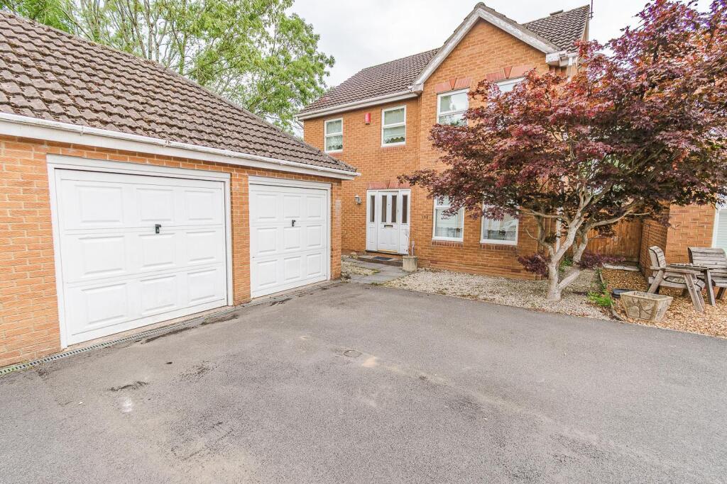 Main image of property: Westward Rise, Barry