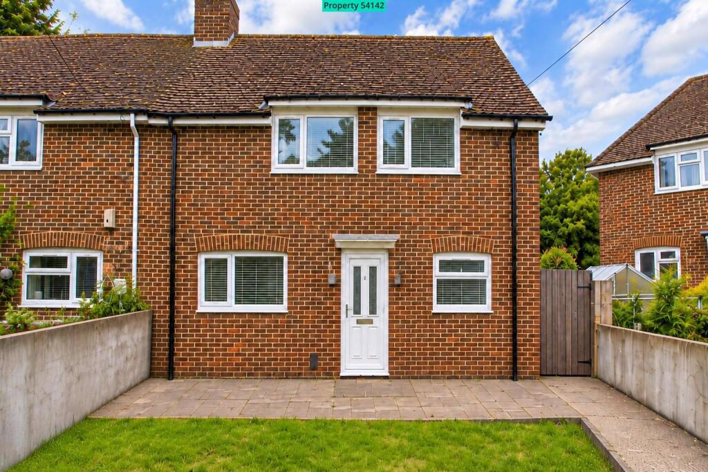 Main image of property: 19 Hillyfields, Nursling, Southampton, SO16