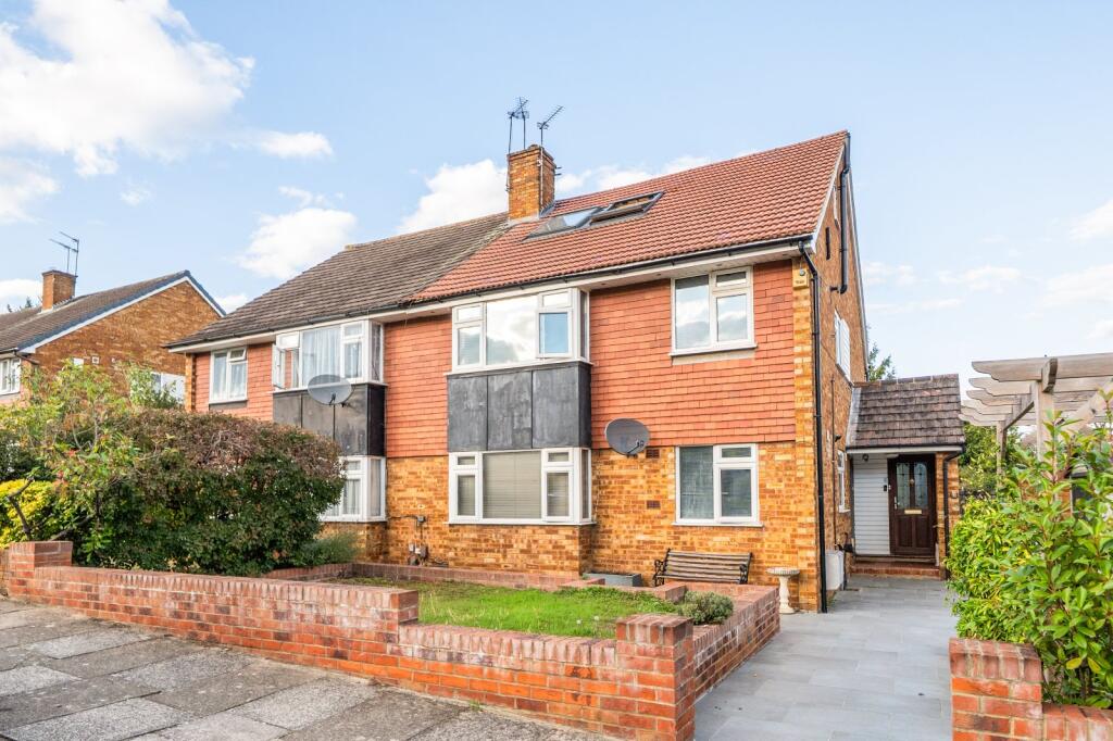 Main image of property: Gerrards Close, Oakwood, London, N14