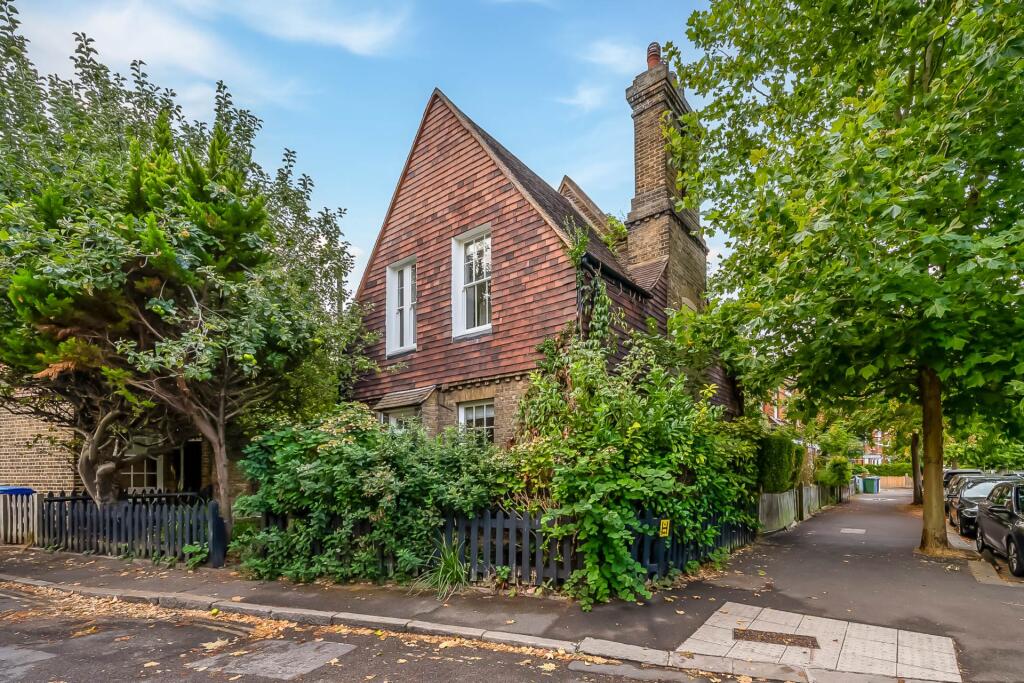 Main image of property: Boxall Road, London
