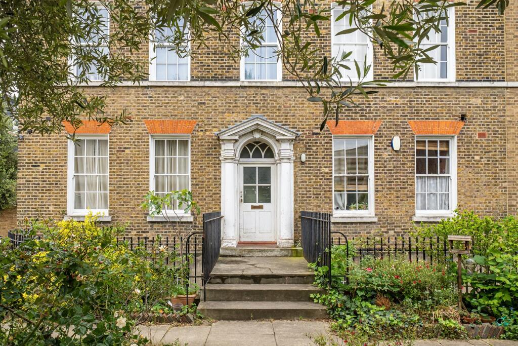 Main image of property: 135 Stoke Newington Church Street