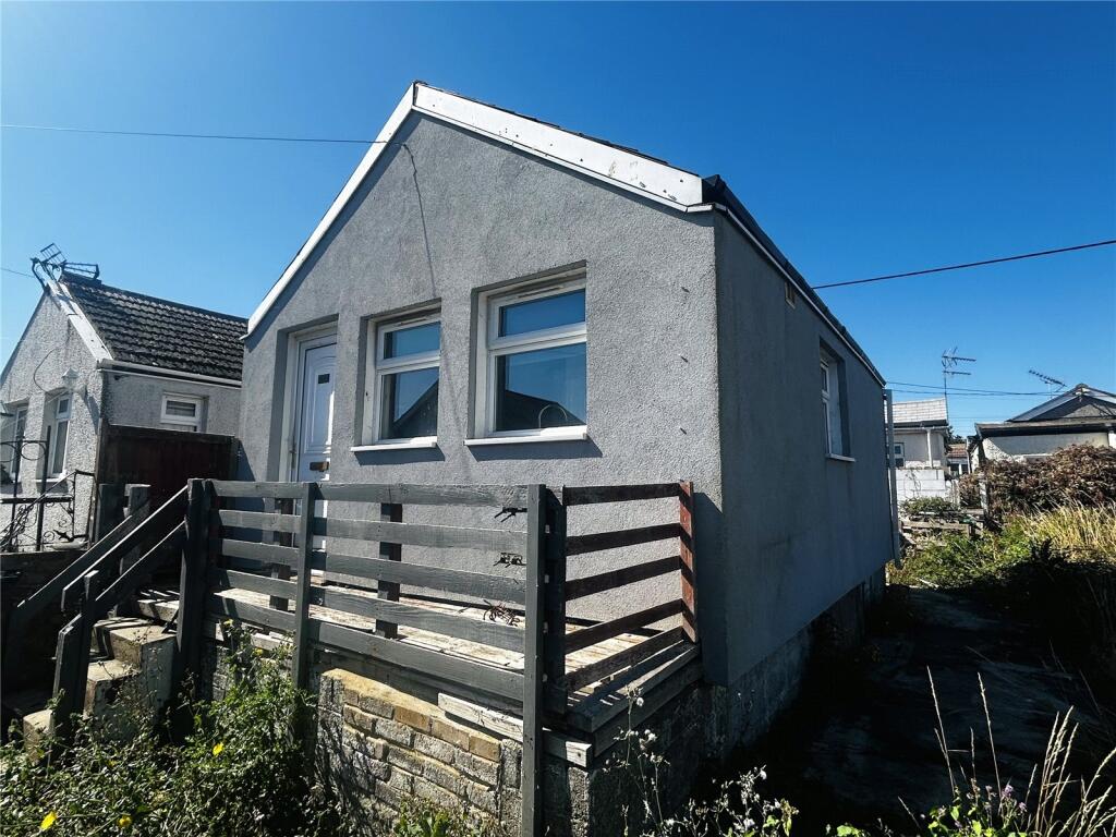 Main image of property: Wolseley Avenue, Jaywick, Clacton-On-Sea, Essex, CO15