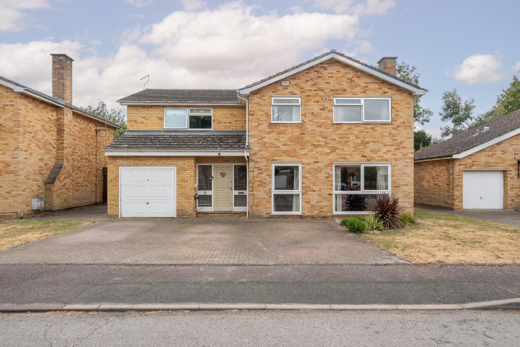 Main image of property: Willow Close, Brampton, Huntingdon, Cambridgeshire, PE28 4RJ