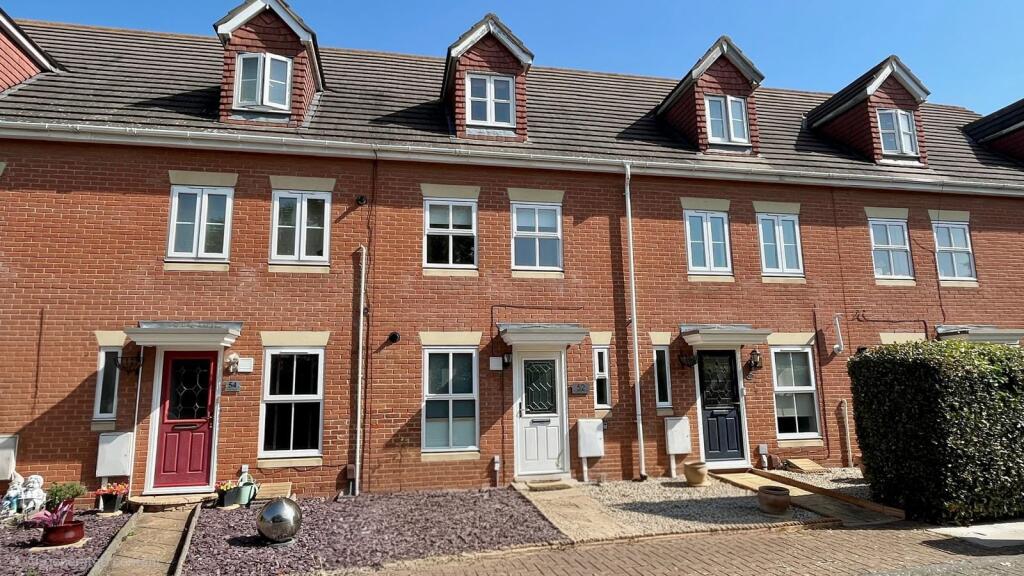 Main image of property: Island Way East, St. Marys Island, Chatham, Kent ME4 3JY