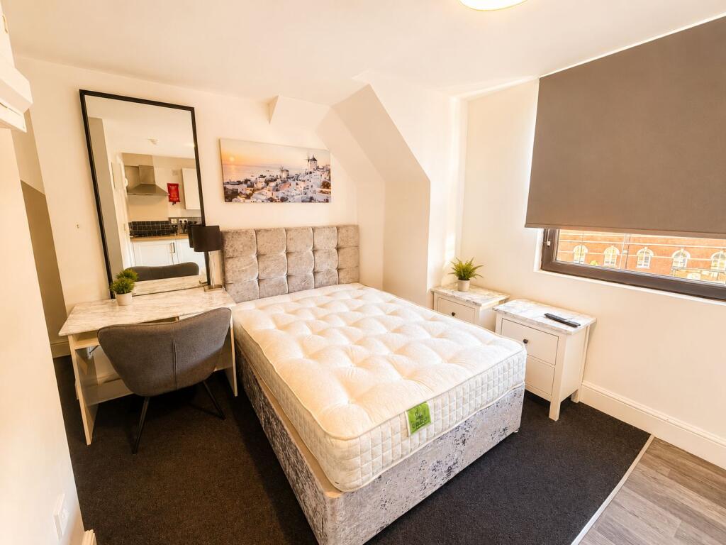Main image of property: Fishpond Drive, Nottingham, Nottingham City
