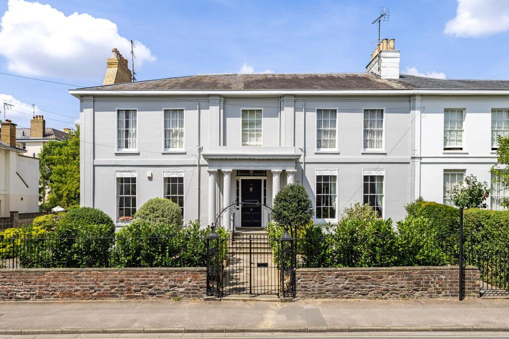 Main image of property: Park Place, Cheltenham, GL50