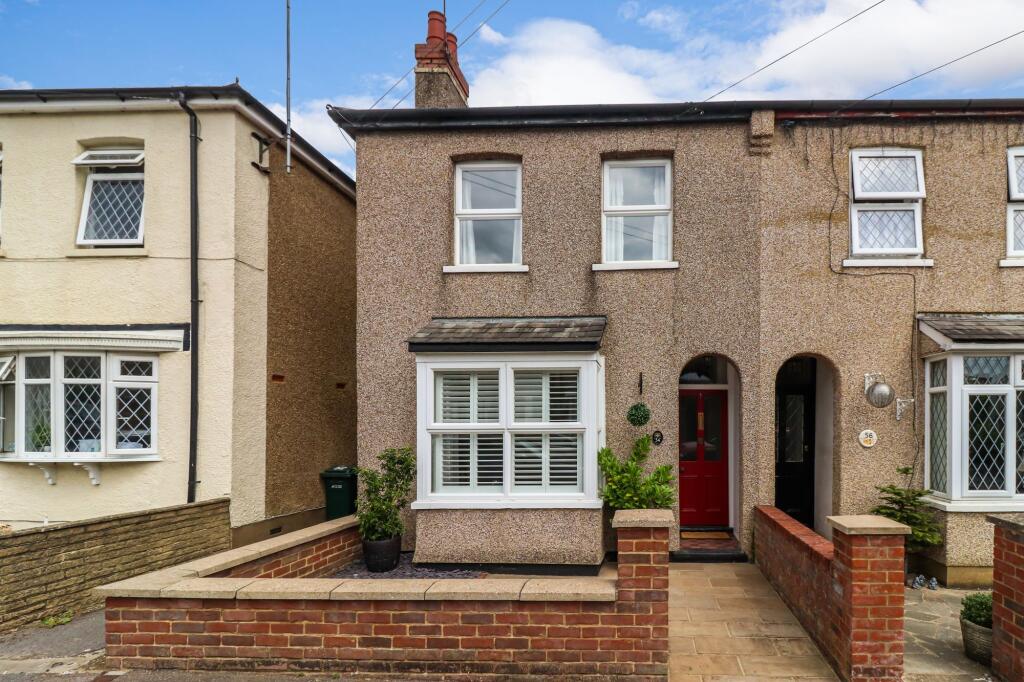 Main image of property: Marlin Square, Abbots Langley, WD5