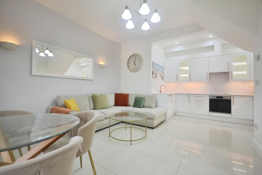Main image of property: Hatherley Road, Reading