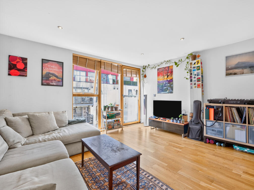 Main image of property: Lea Bridge Road, Hackney, London, E5